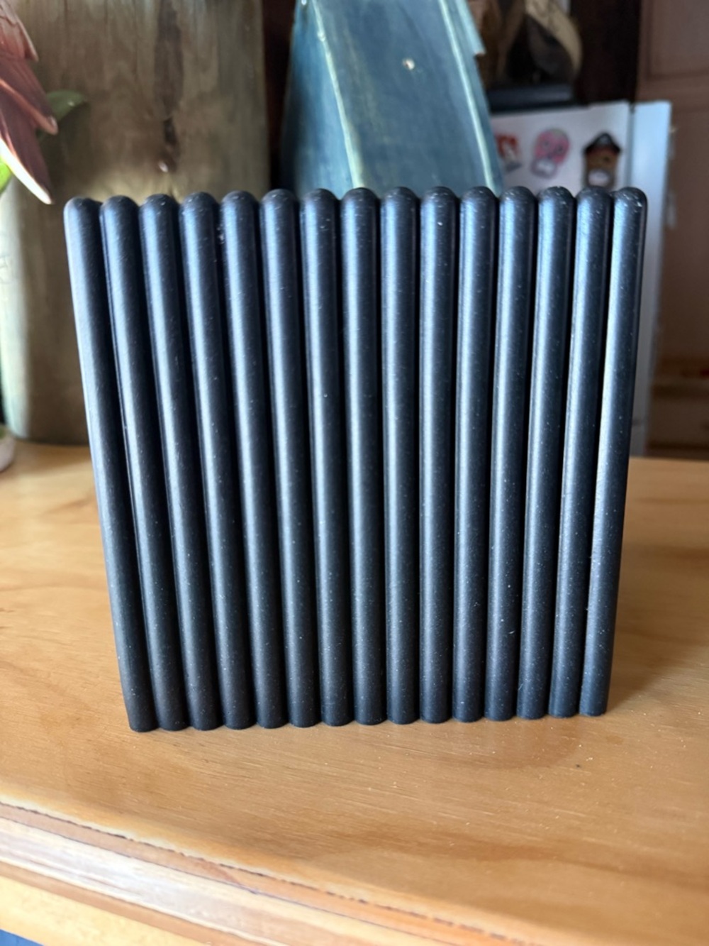 Black ribbed tissue box